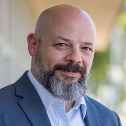 Kirk  Bresniker