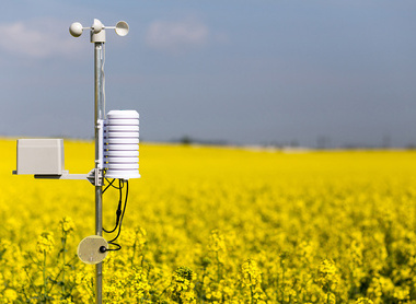 Climate_green_energy_338465263-web-1500px.jpg