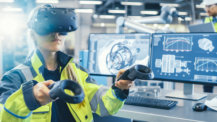 Virtual-Reality-VR-254487269-web-1500px.jpg