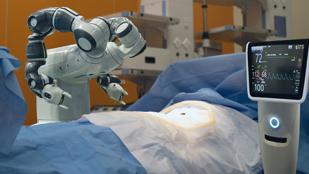 Robot-health-innovation-232993142-web-1500px.jpg
