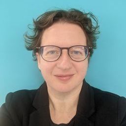 Dr Lucy Mason