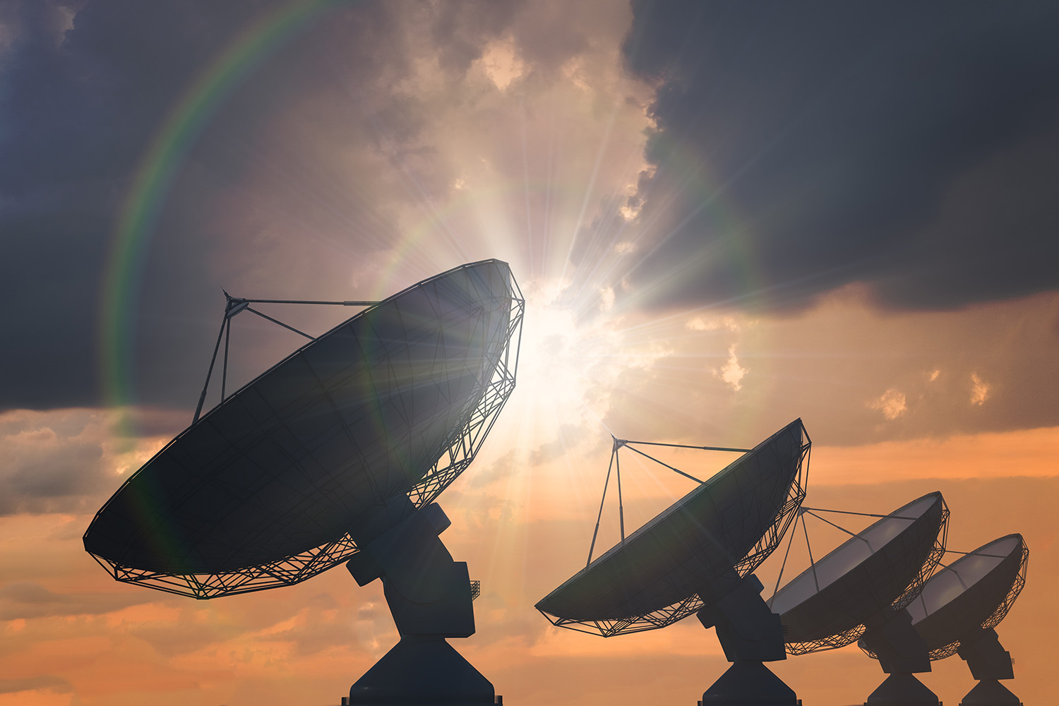 Satellite-radio-181414417-web-1500px.jpg