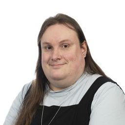 Dr Liz James
