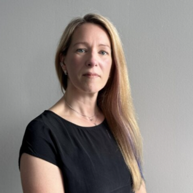 Dr Alison McLeod
