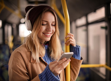 transport-woman-phone-248917075.jpg